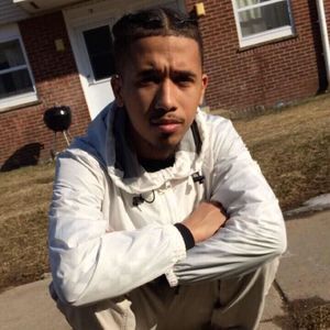 Meet your Posher, Laurence